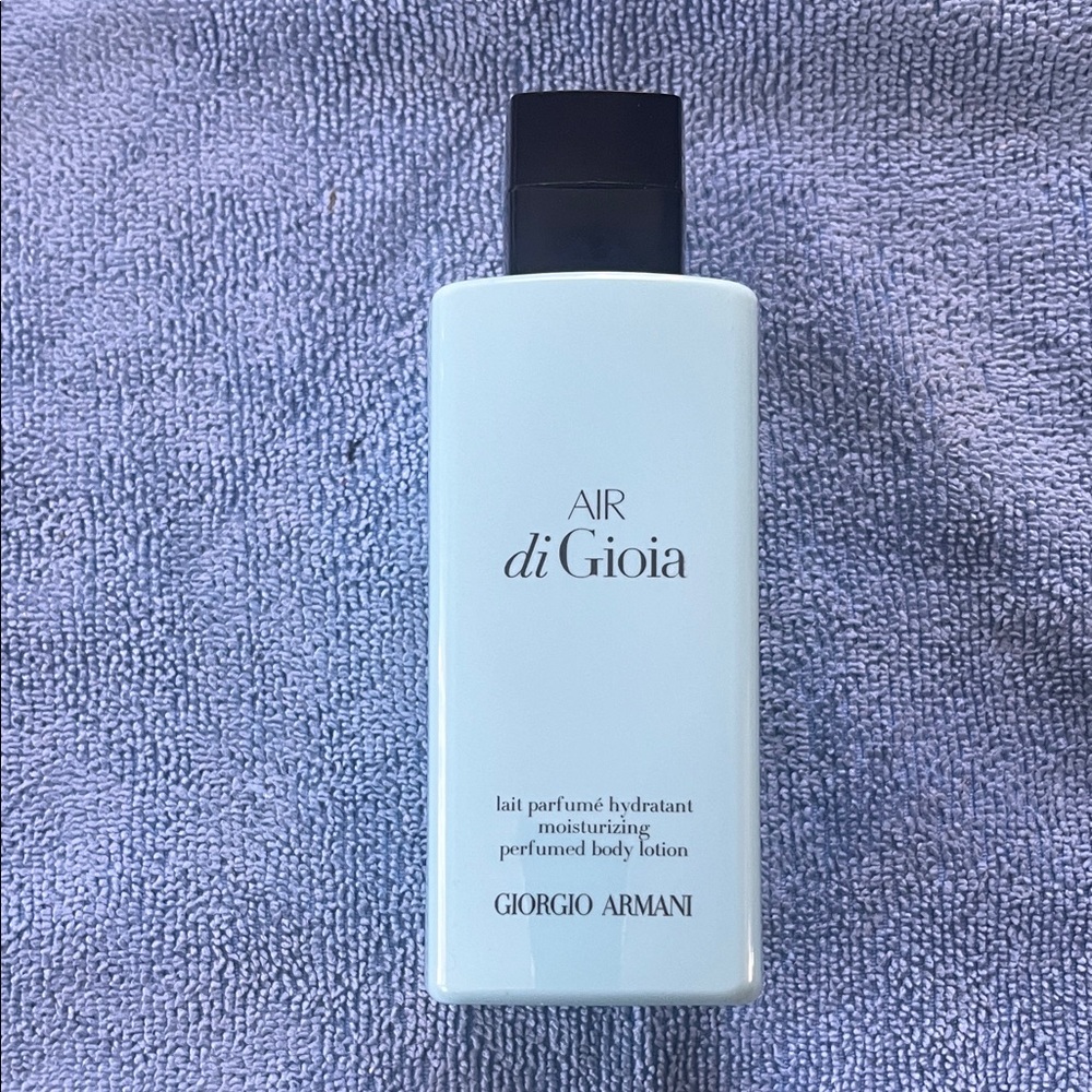Giorgio Armani Air di Gioia Body Lotion - White and Blue - Picture 2 of 2